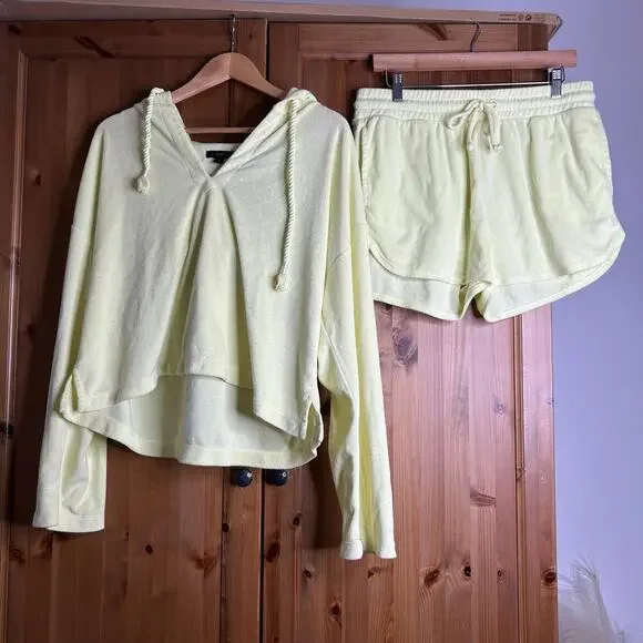 J. Crew Towel Terry V-neck Hoodie Set‎ Neon Yellow Women’s Medium Cozy Beachy - Picture 3 of 11